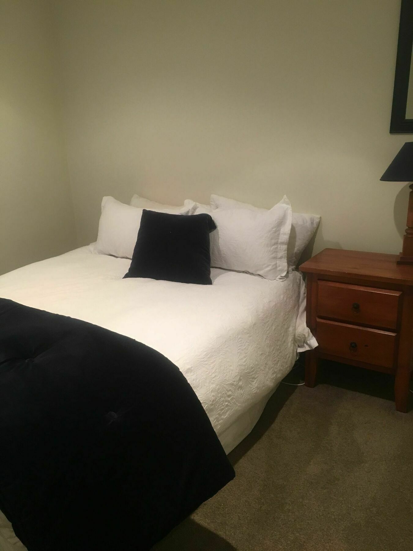 Luxury On Lakeside Wanaka Bagian luar foto
